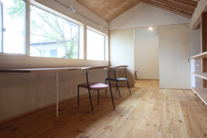 家具　山形　TIMBERCOURT 椅子　イス