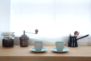 ネットショップ ヨーロッパ アメリカ ビンテージ プール poole カップ プレート ソーサー ランプ 金物 山形