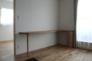 家具　山形　TIMBERCOURT テーブル