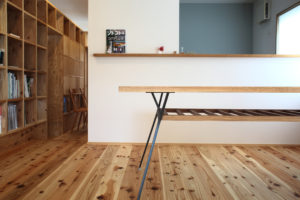 家具　山形　TIMBERCOURT テーブル