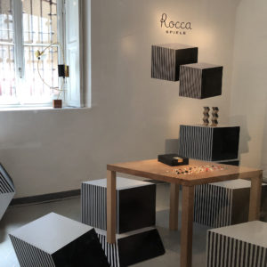 山形・仙台を中心にオリジナル家具・オーダー家具、インテリアのデザイン・製作・納品をおこなっています。おしゃれ。