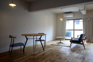 ダイニングテーブル | テーブル | 山形・仙台を中心にオリジナル家具・オーダー家具、インテリアのデザイン・製作・納品をおこなっています。おしゃれ。