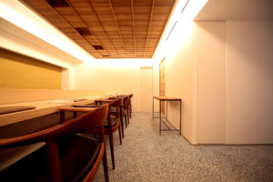 店舗内装 | ダイニングテーブル | テーブル | 山形・仙台を中心にオリジナル家具・オーダー家具、インテリアのデザイン・製作・納品をおこなっています。おしゃれ。