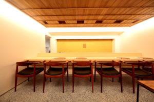 店舗内装 | ダイニングテーブル | テーブル | 山形・仙台を中心にオリジナル家具・オーダー家具、インテリアのデザイン・製作・納品をおこなっています。おしゃれ。